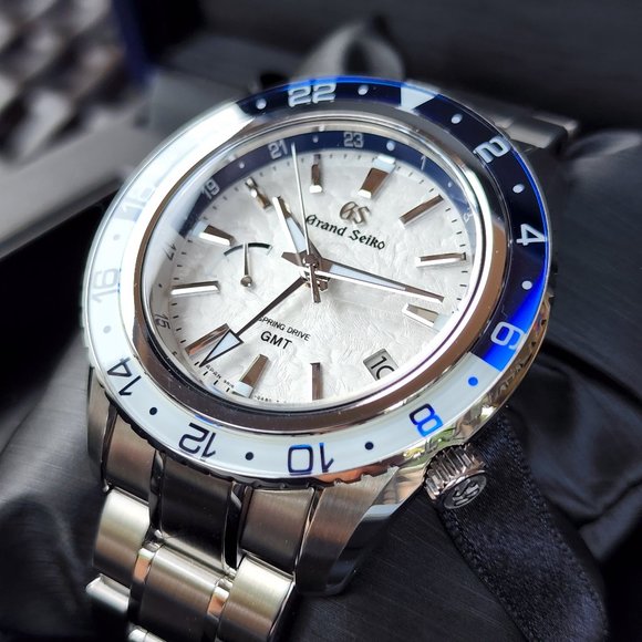 NEW 2022 GRAND SEIKO SPORTS SBGE275 LIMITED EDITION GMT WINTERS IN SHINSHU F/S - Picture 3 of 12